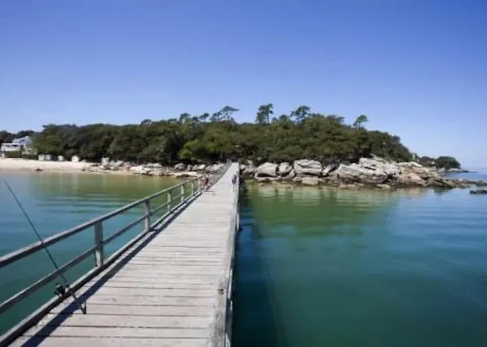 Maison Pecheur Dans Le Banzeau *