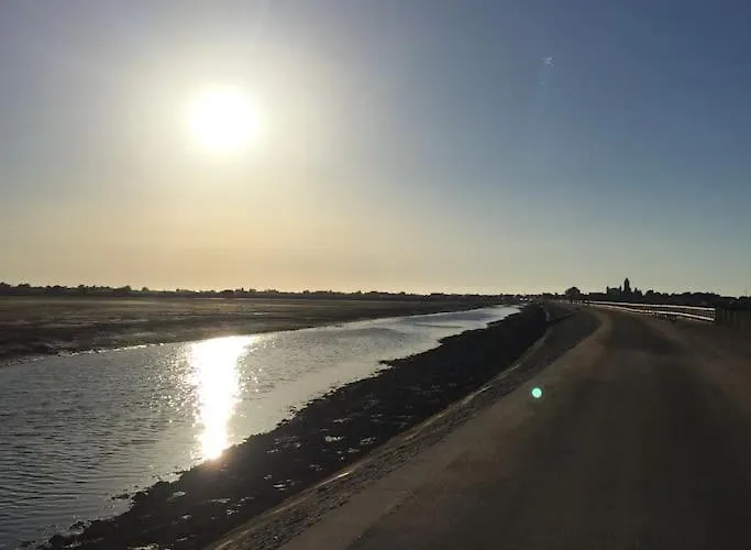 Maison Pecheur Dans Le Banzeau *